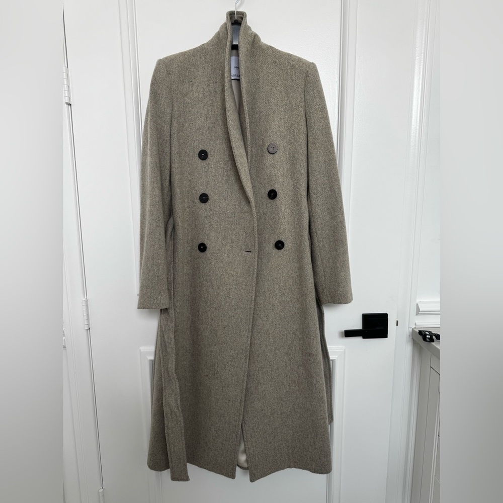 Elegant Gray/oatmeal colored Double-Breasted Women's long Coat